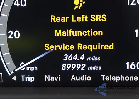 2013 Mercedes-Benz S 550 z USA, uszkodzony, nr VIN WDDNG7DB7DA527500